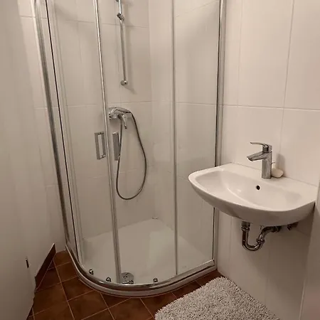 Apartment Leti *